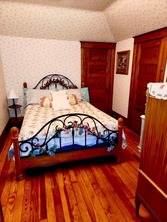 Historic 1912 Hoover House Bed And Breakfast Waynesboro 外观 照片